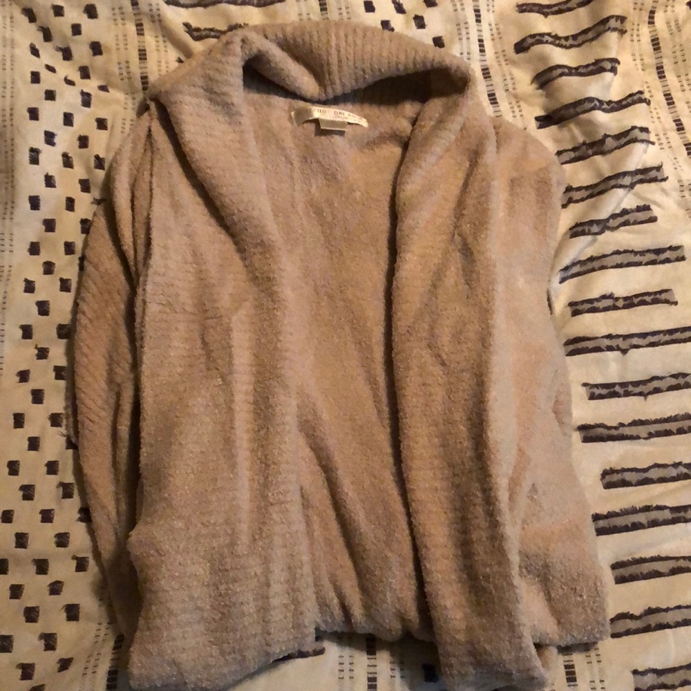 Size medium barefoot dreams cozy chic lite cardigan